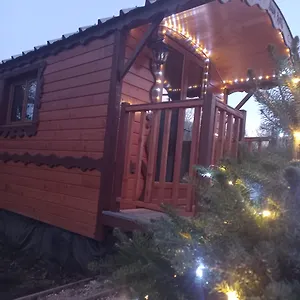 L'encantada- Roulotte Camping